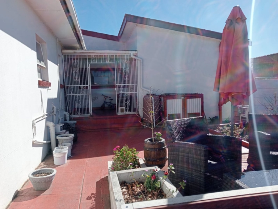 4 Bedroom Property for Sale in Morningside Eastern Cape